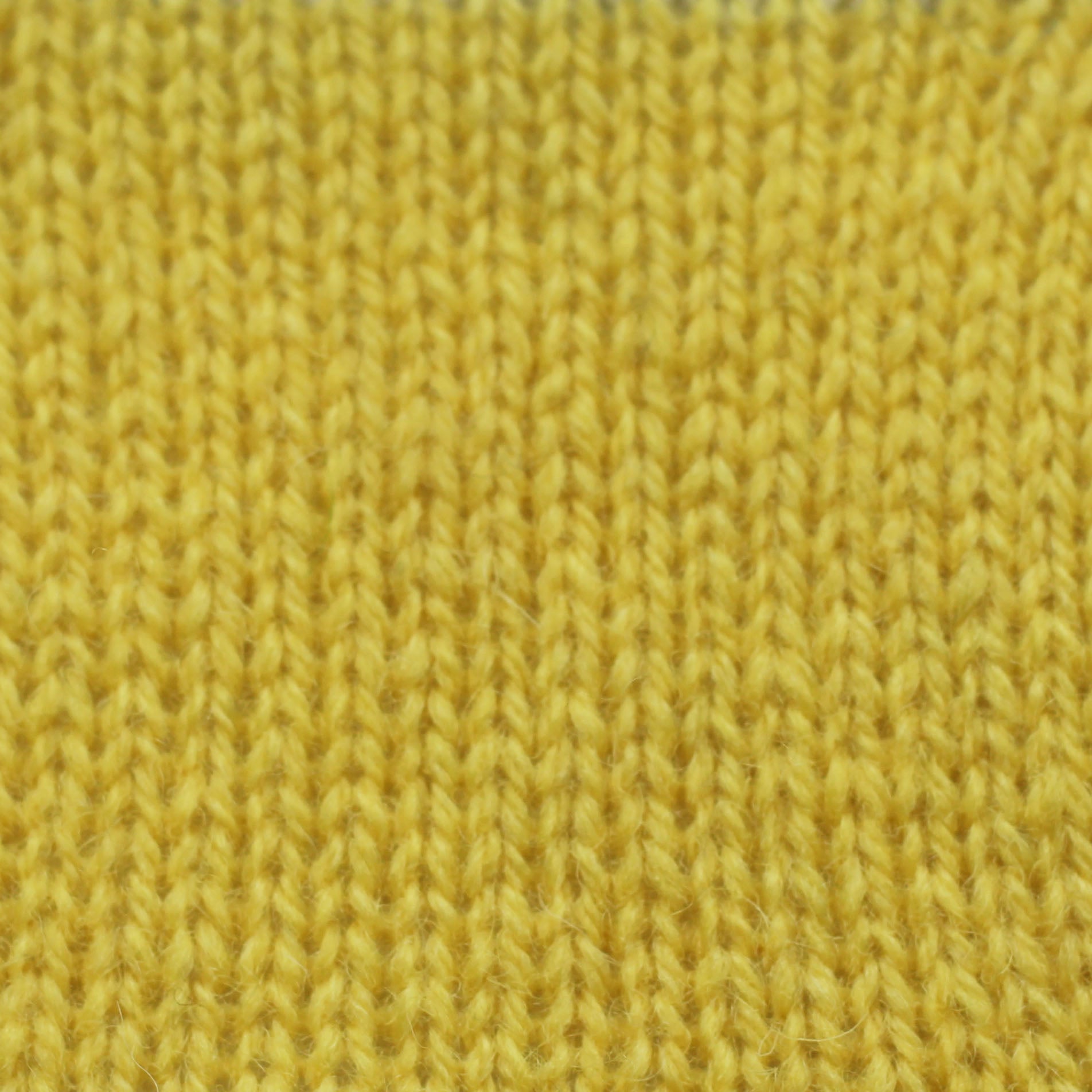 Shade 23 (Bright Yellow)