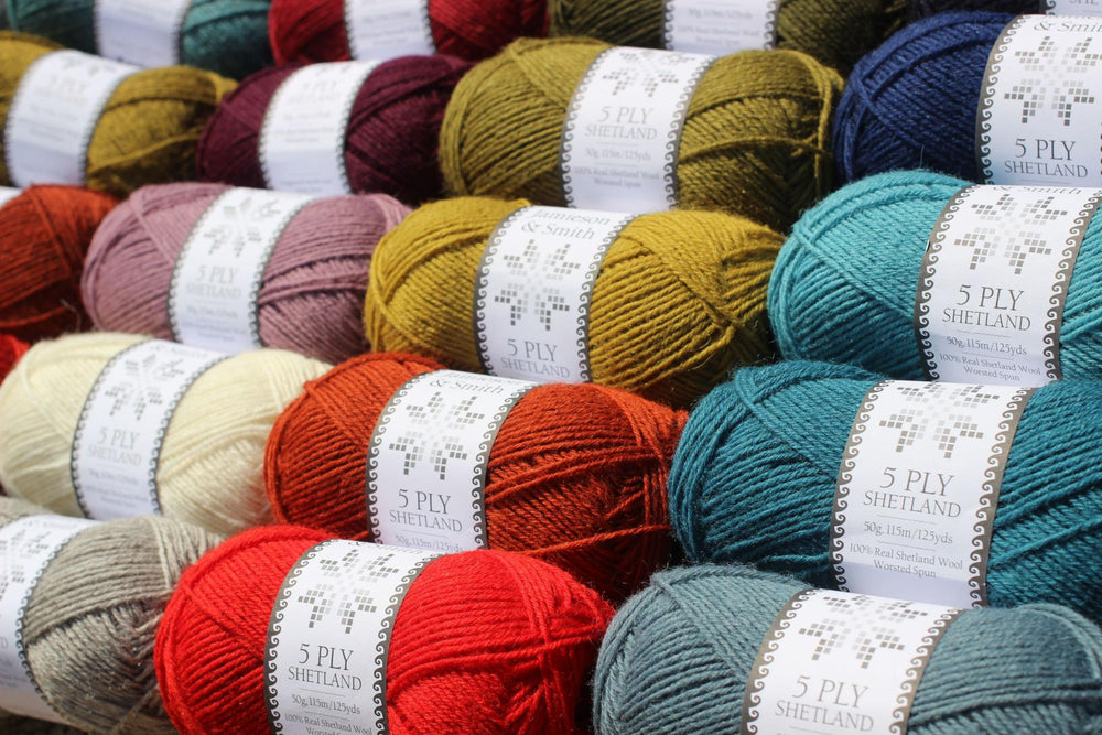 Shetland Wool Yarn for Fair Isle and Lace Knitting | Jamieson & Smith