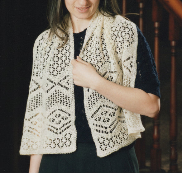 Trondra Scarf in Cobweb Kit